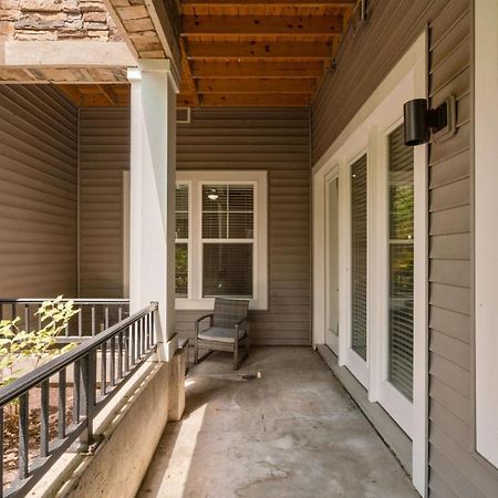 Grand Luxury Premium Vaulted Ceilings Lägenhet Woodbridge Exteriör bild